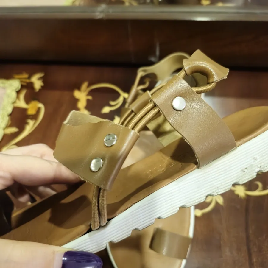 صندل خارجی چرم و میخ