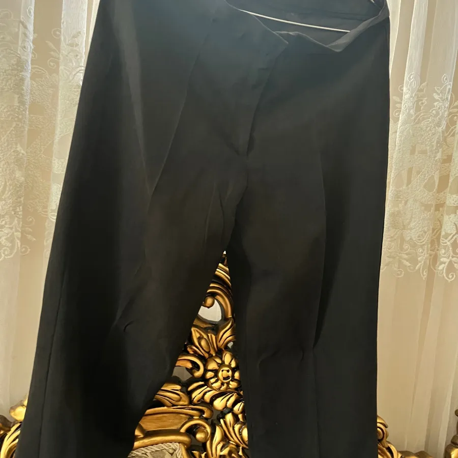 ست کراپ و شلوار