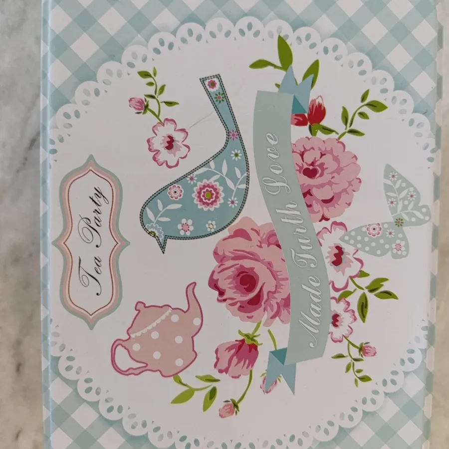 جعبه فلزی سه تیکه