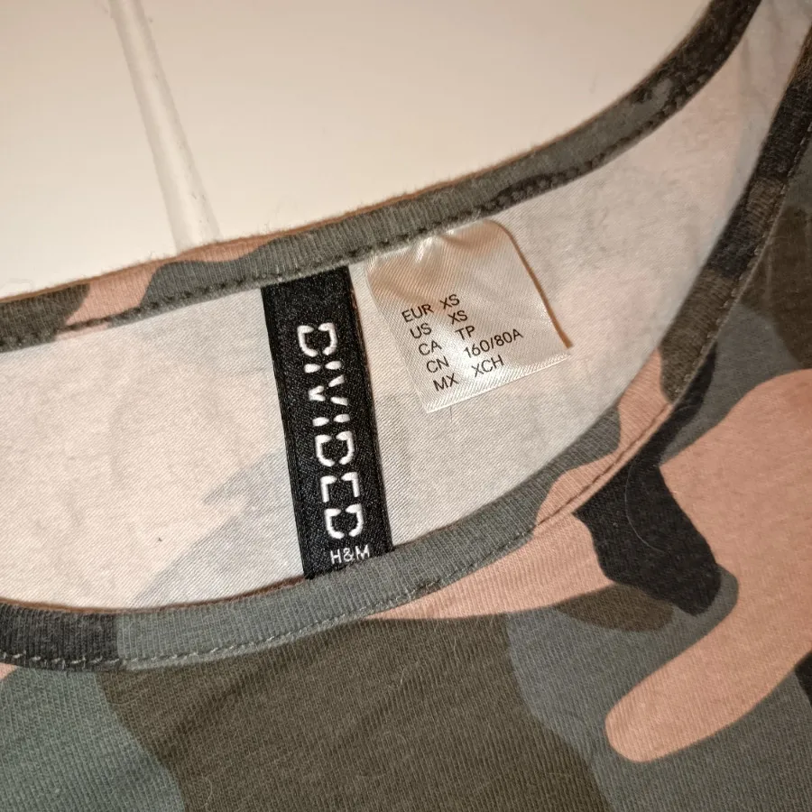 ست شلوارک کراپ برند h&m