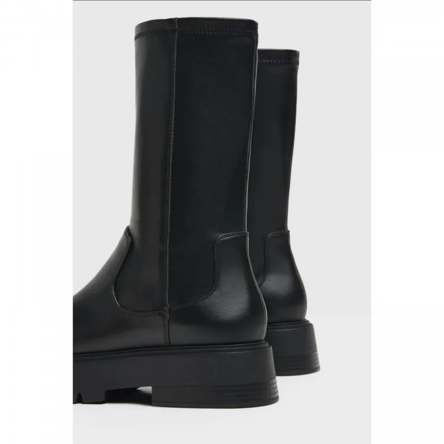 بوت چرم زنانه Bershka