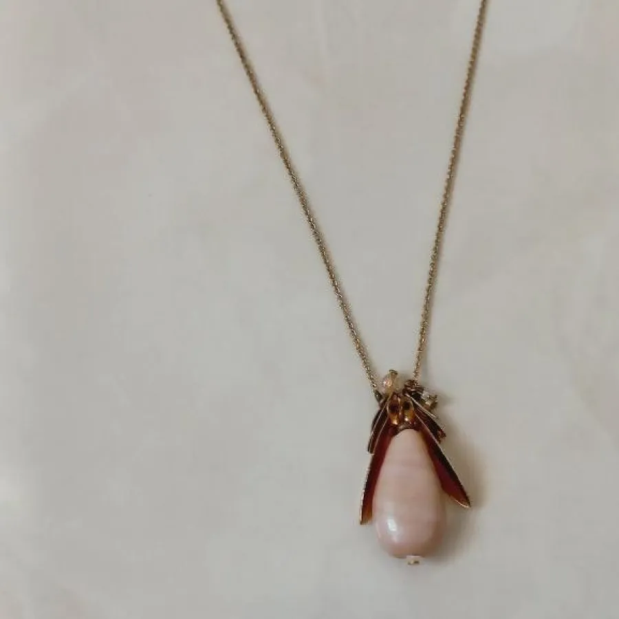 گردنبند زیبا