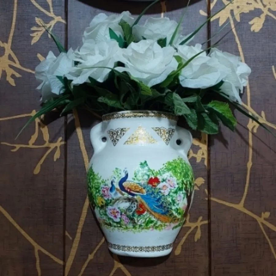 گلدان دیوارکوب