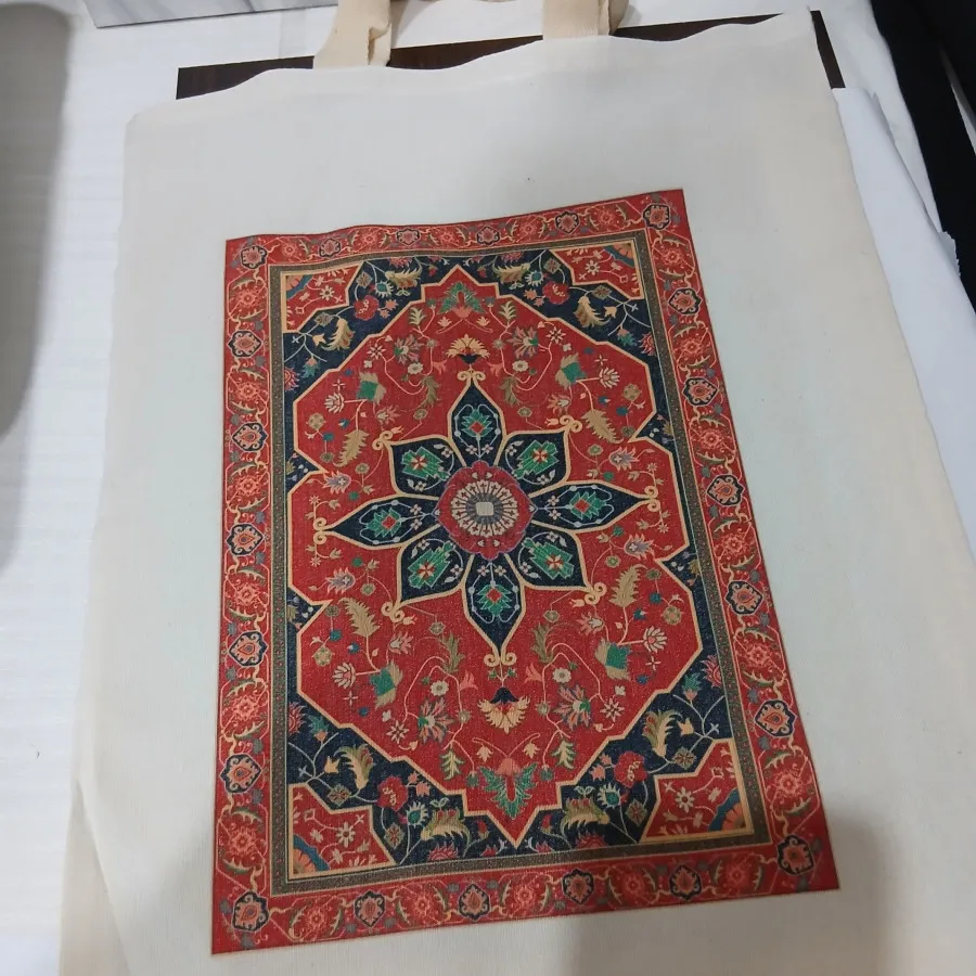 کیف پارچه ای طرح فرش