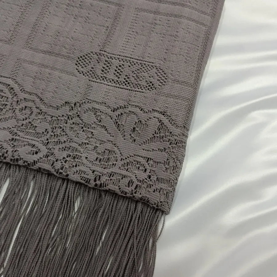 شال برند Nika