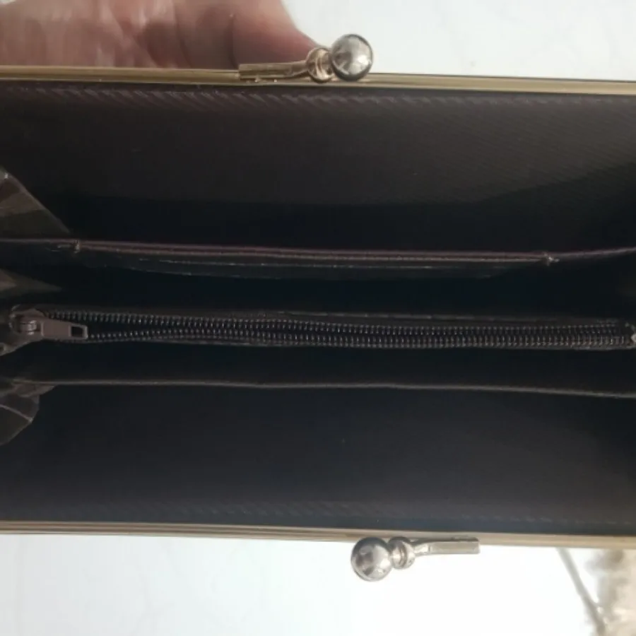 کیف پول زنانه