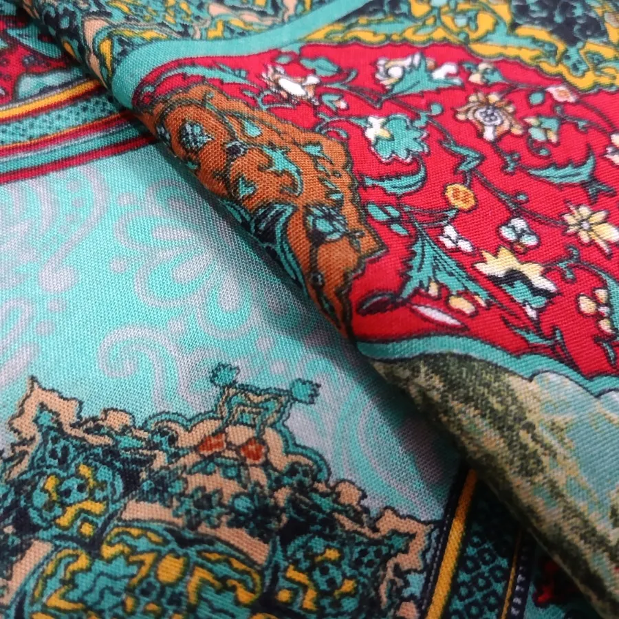 روسری نخی قواره بزرگ