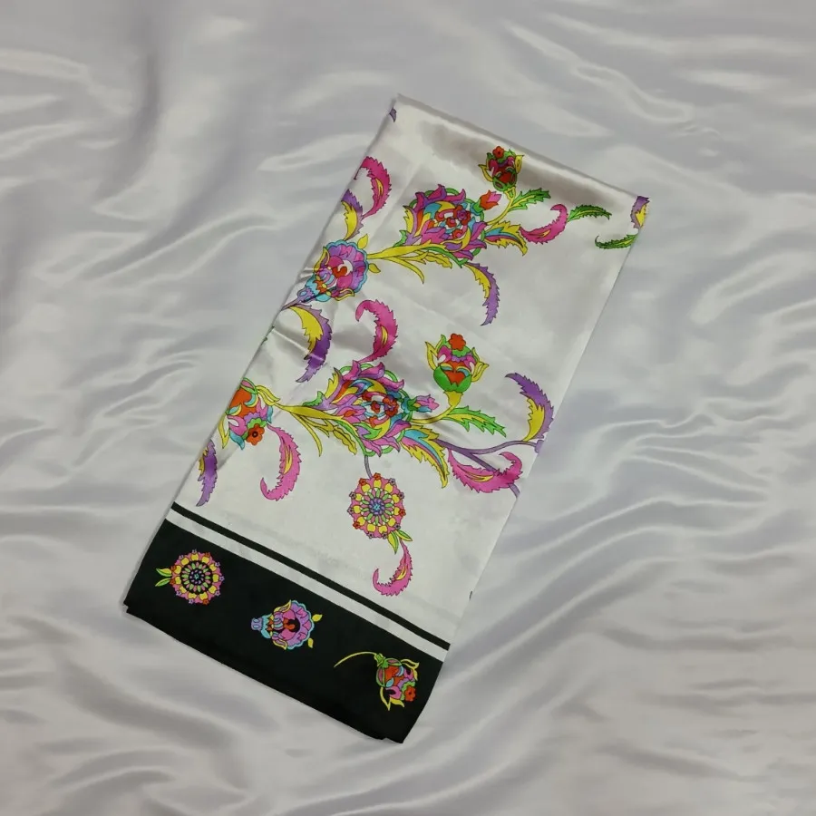 روسری ساتن