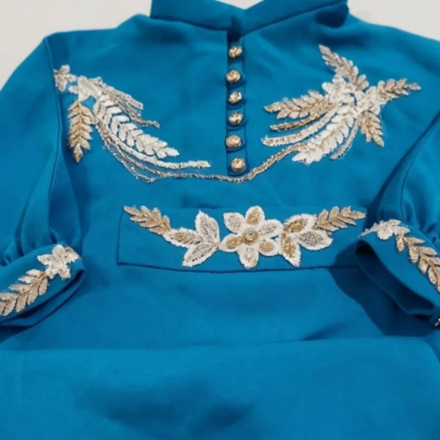 لباس بچگانه
