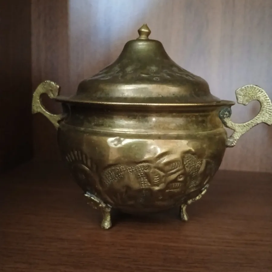 قندان برنجی قدمت دار