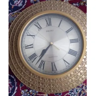 ساعت دیواری