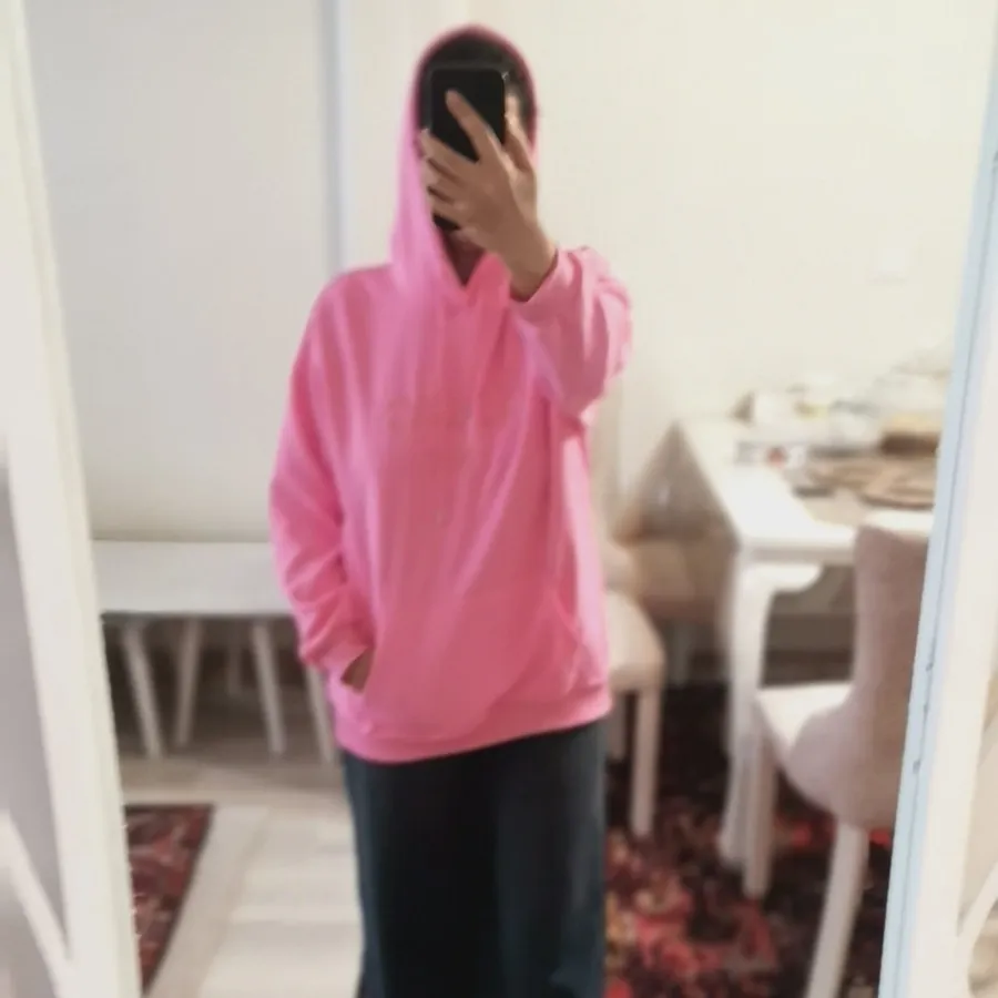 هودی صورتی ناز