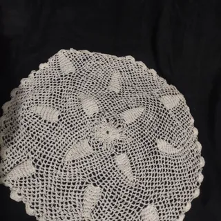 رومیزی قلاب بافی