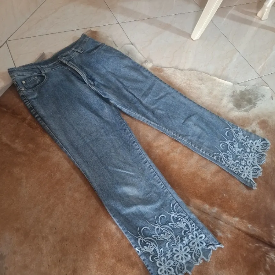 شلوار جین شیک
