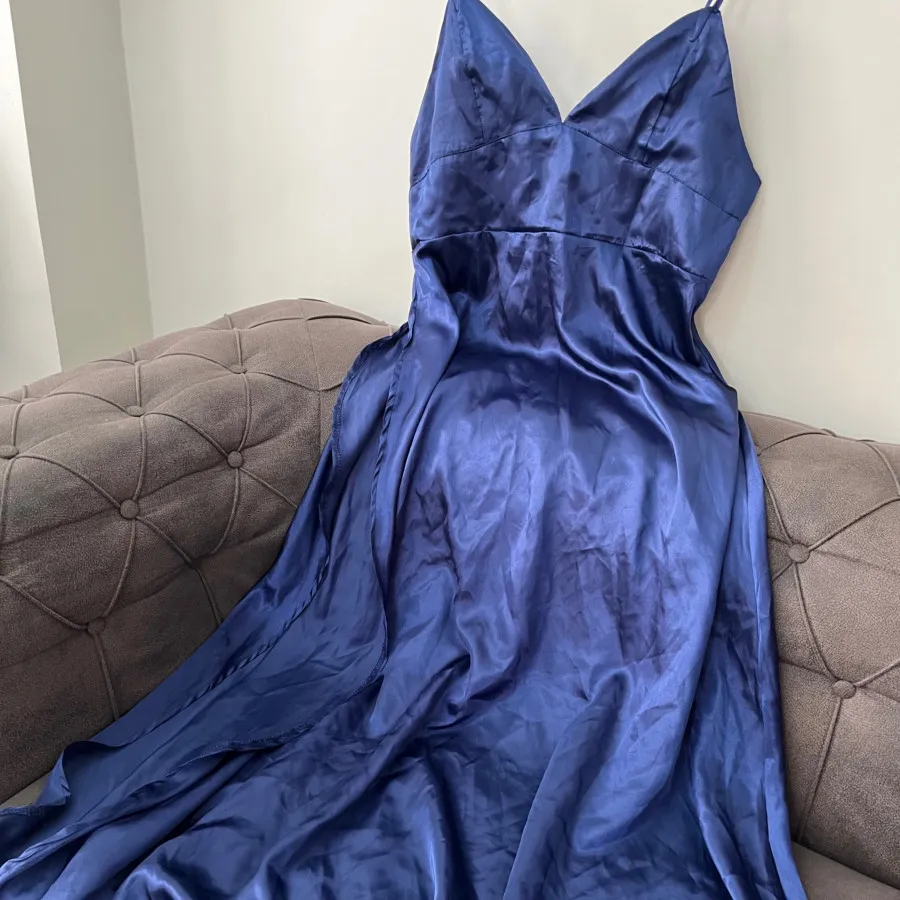 پیراهن ساتن