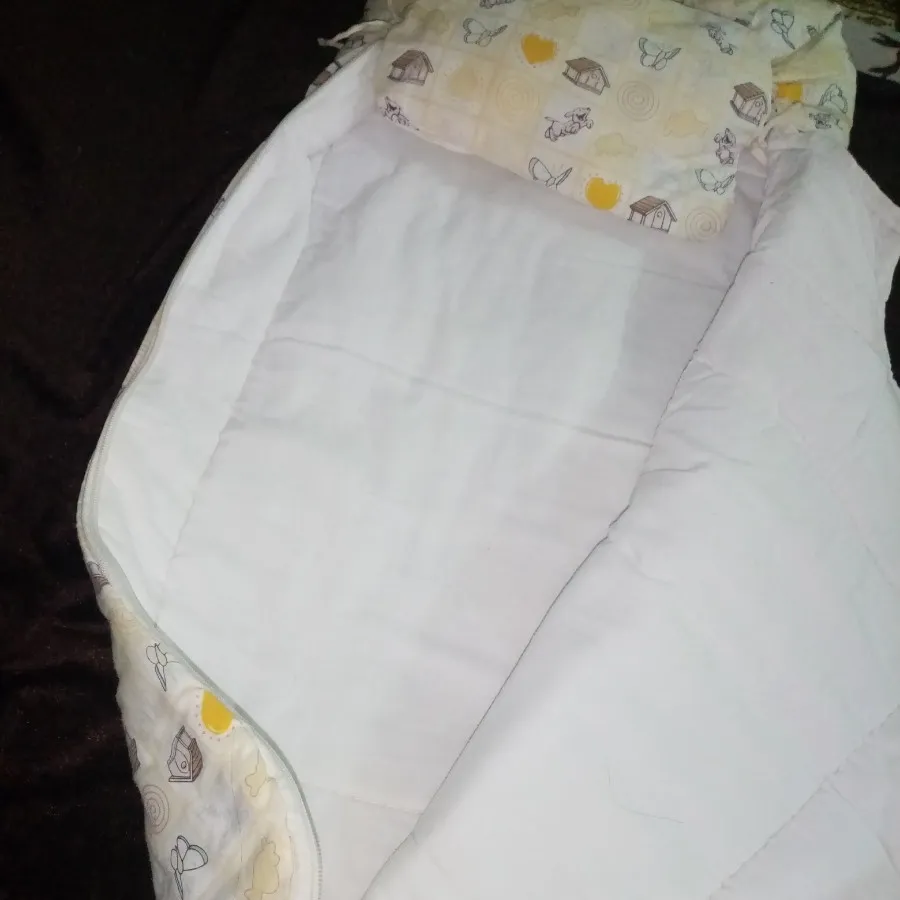 آغوشی بچه