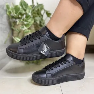 کفش کتونی حراجی