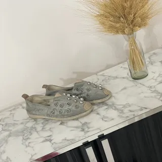 ونس