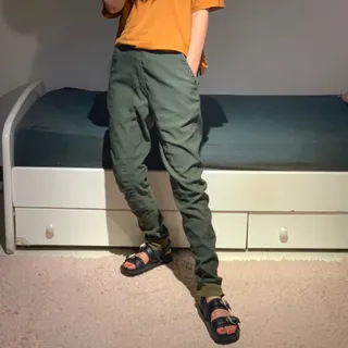شلوار اسلش سبز
