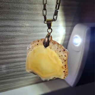مدال سنگ‌ عقیق سلیمانی