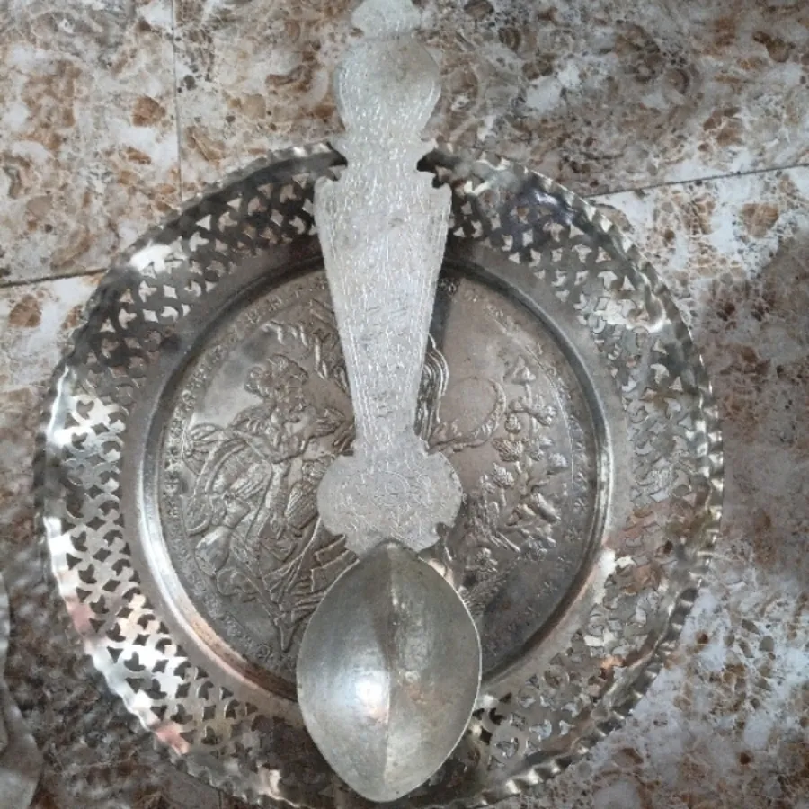 میوه خوری وملاقه قاچارقلم