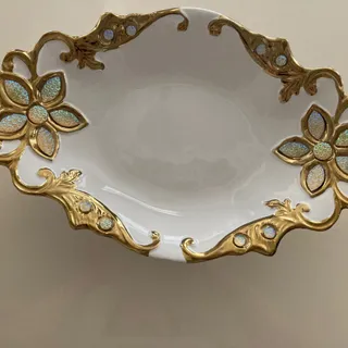 شیرینی خوری