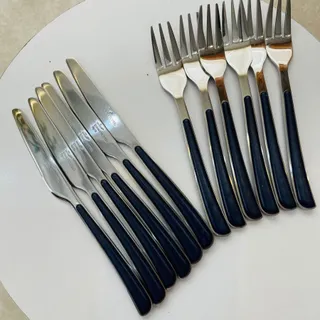 ست چاقو و چنگال