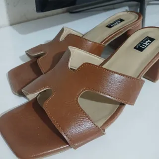 صندل شیک هرمس