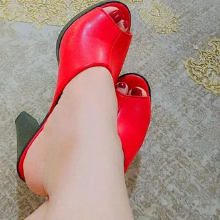 صندل قرمز دخترانه