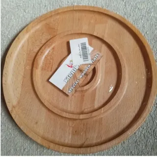 بشقاب شیار دار چوبی سرو