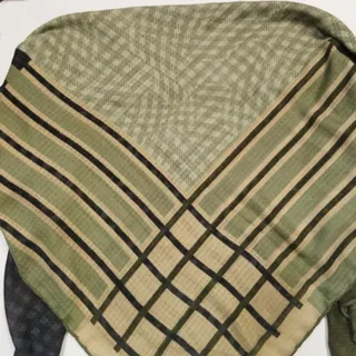 روسری نخی رنگ سبز