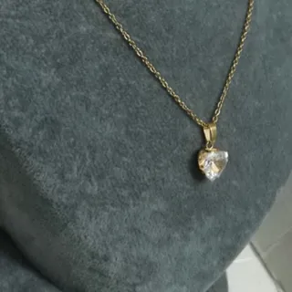 گردنبند تک نگین قلبی