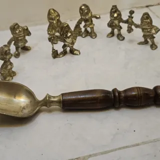 مجسمه 7کوتوله برنجی