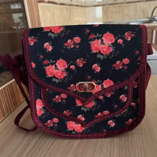 کیف رودوشی سنتی زنانه