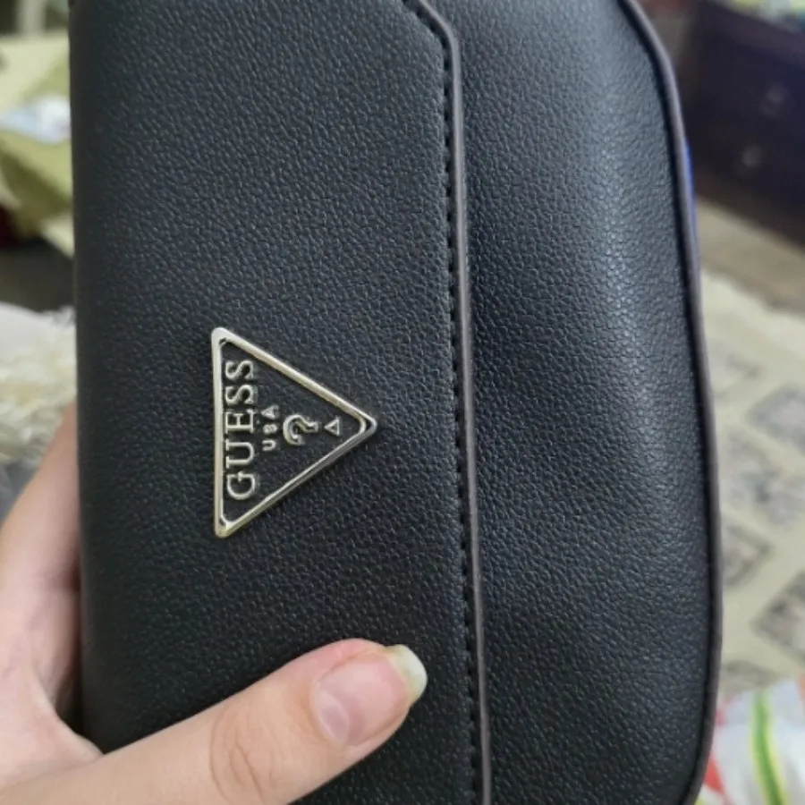 کیف دوشی برند گس guess