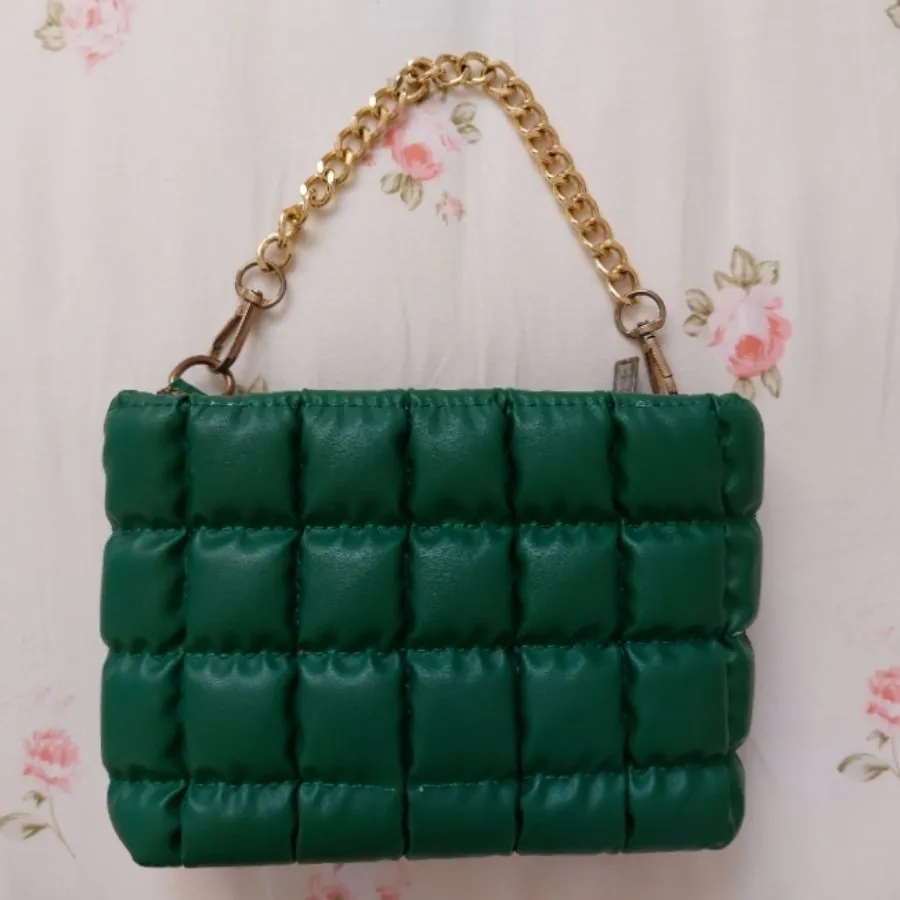 کیف زارا سبز