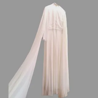 لباس عقد پوشیده