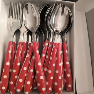 قاشق و چنگال خالخالی