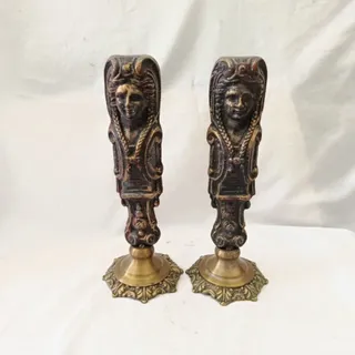 یک جفت مجسمه برنزی