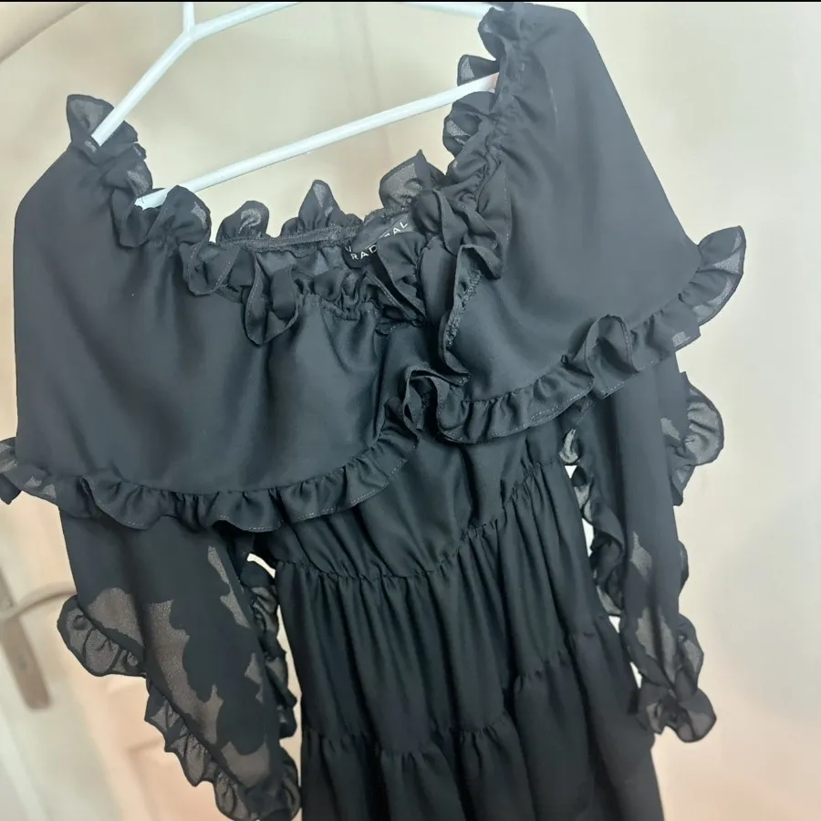 پیراهن مجلسی و فانتزی
