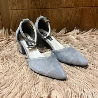 کفش طوسی پاشنه بلند