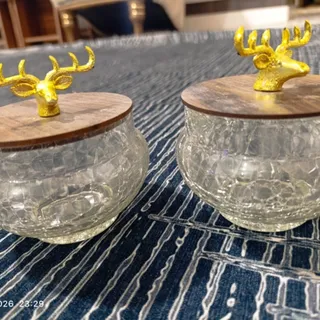 دو عدد جا قندی یا شکلات