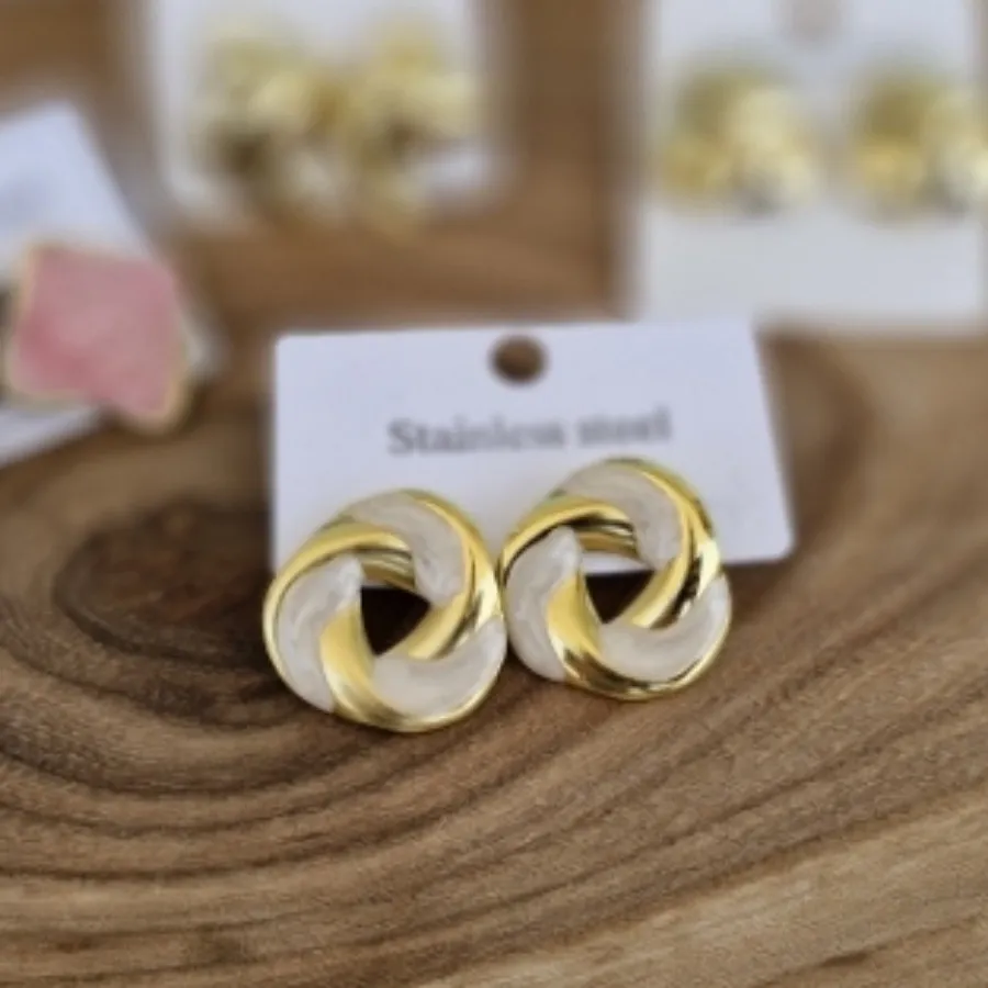 گوشواره میناکاری