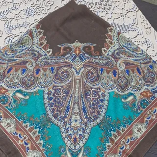 روسری نخی