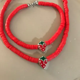 ست دستبند و گردنبند