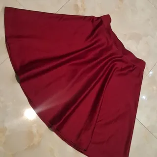دامن زنانه