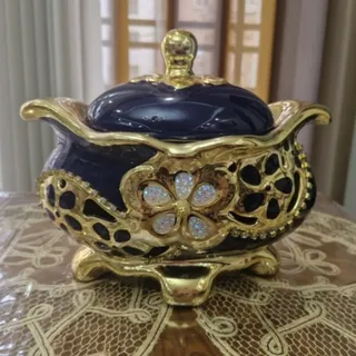 شکلات خوری