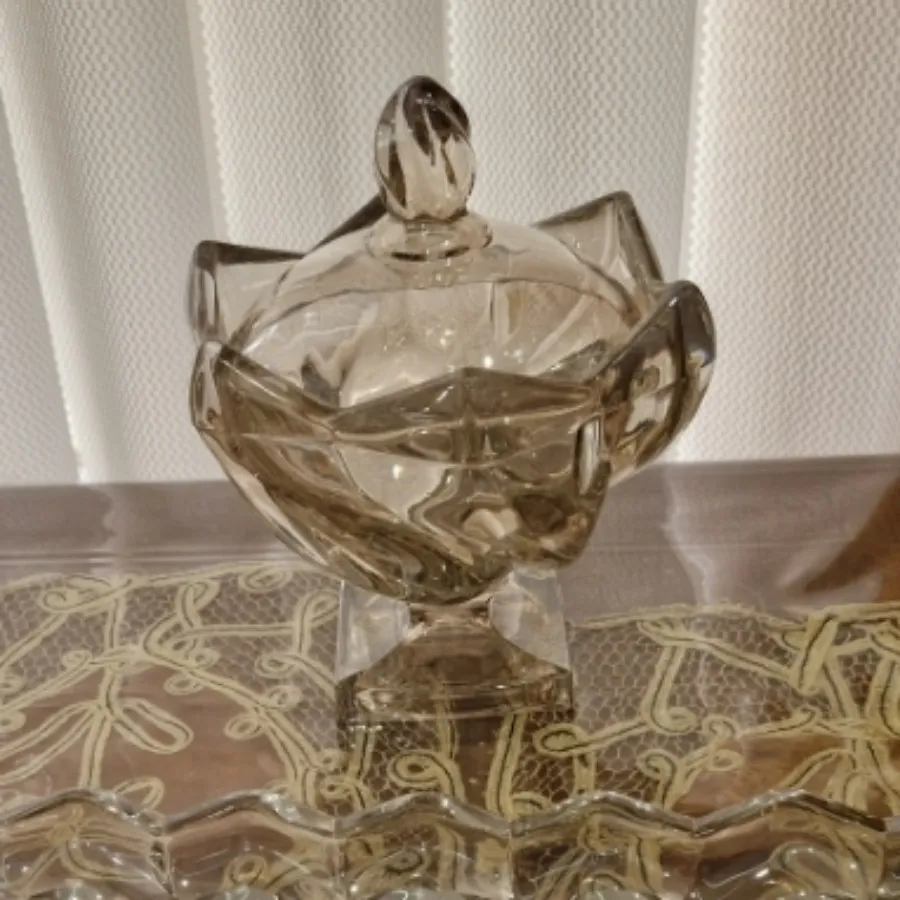 شکلات خوری کریستال