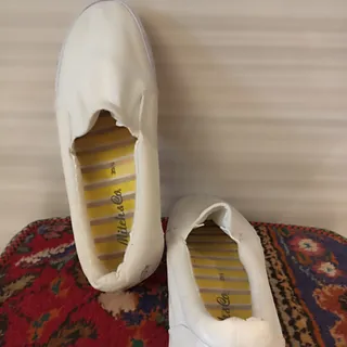 کتونی کالج سفید