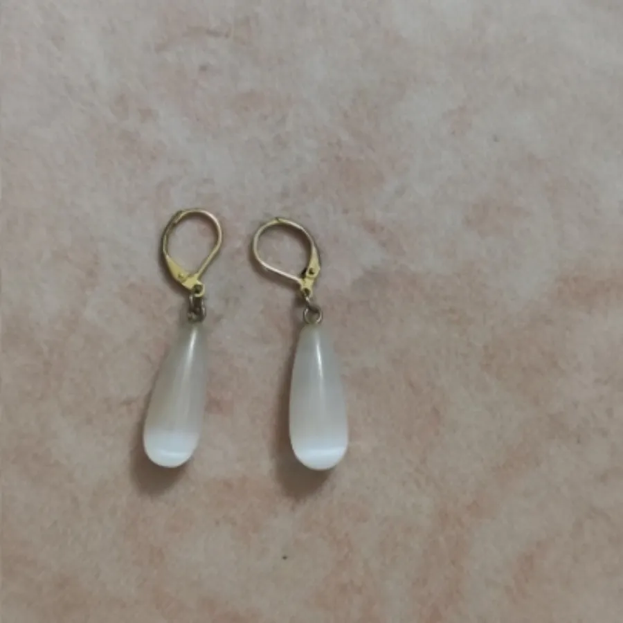 گوشواره اشکی